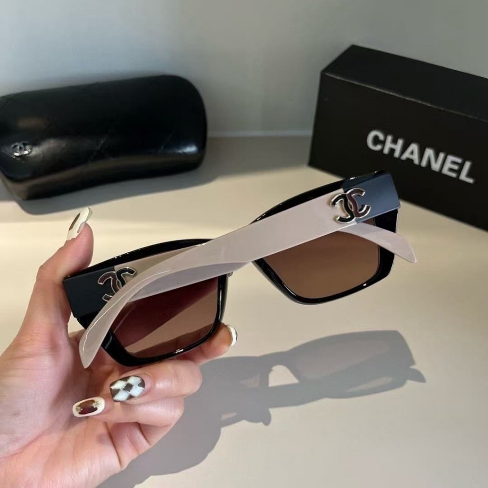 Chanel Oval Sunglasses - Picture 4 of 9